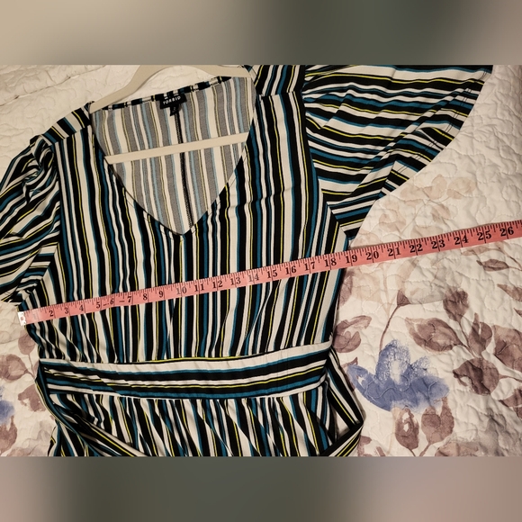 Torrid Size 2 dress with waist tie and flutter sleeves - Picture 7 of 7